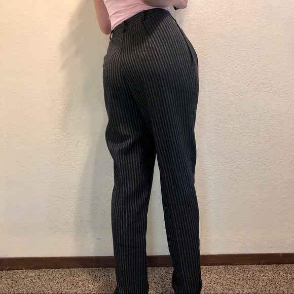 High-waisted trousers - Picture 3 of 8